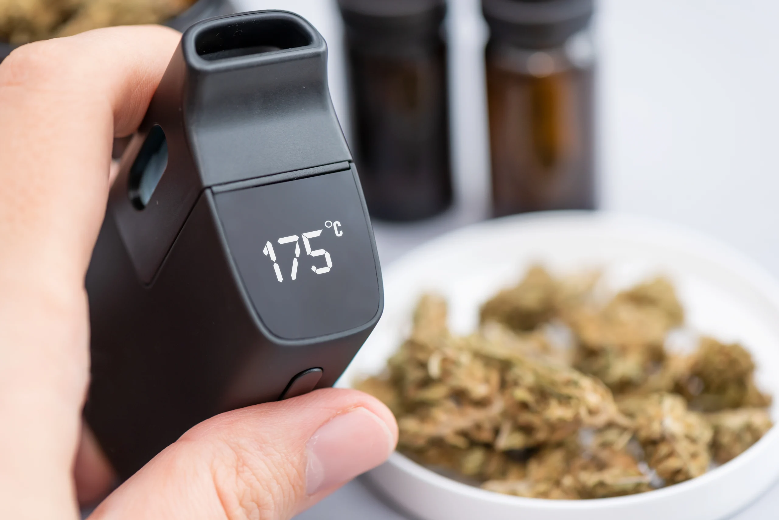 Cannabis and Technology: vaporizer measuring temperature of concentrates inside